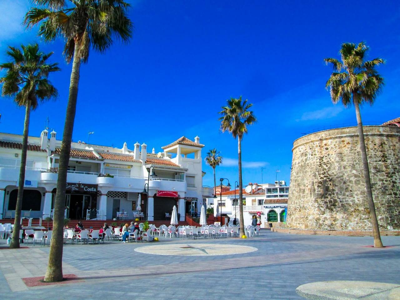 Esmeralda, Pet Friendly, Sea View, Wifi, Near The Beach Apartment La Cala De Mijas Exterior photo